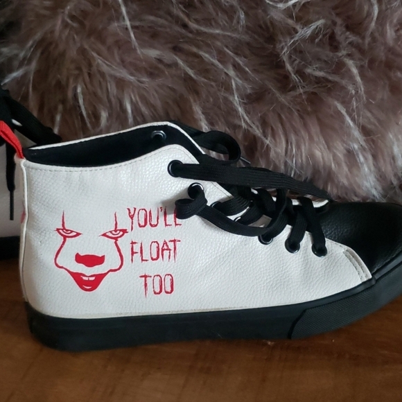 IT You'll Float Too Hi-Top Sneakers - Picture 6 of 14